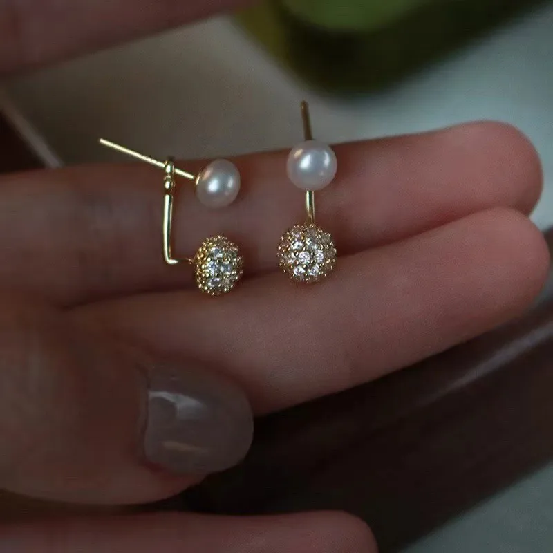 High Quality Shiny Crystal Simple Design Natural Freshwater Pearl 14k Gold Filled Female Stud Earrings For Women Gifts
High Quality Shiny Crystal Simple Design Natural Freshwater Pearl 14k Gold Filled Female Stud Earrings For Women Gifts
