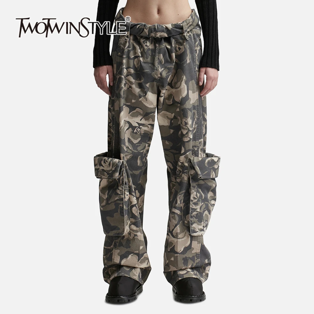 TWOTWINSTYLE Colorblock Camouflage Loose Pants For Women High Waist Spliced Drawstring Streetwear Cargo Pant Female Style New
TWOTWINSTYLE Colorblock Camouflage Loose Pants For Women High Waist Spliced Drawstring Streetwear Cargo Pant Female Style New