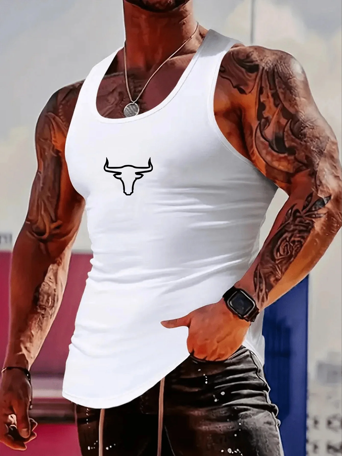 Fashionable trend muscular man. Simple and creative hand-painted bull image on the chest. Embroidery.
Fashionable trend muscular man. Simple and creative hand-painted bull image on the chest. Embroidery.