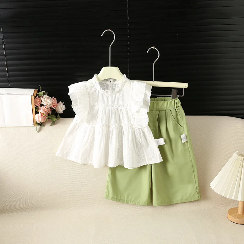 Summer Girl's Two Piece Set New Arrival Cute Style Girl's Sleeveless Ruffled Top Mint Green Wide Leg Pants
Summer Girl's Two Piece Set New Arrival Cute Style Girl's Sleeveless Ruffled Top Mint Green Wide Leg Pants