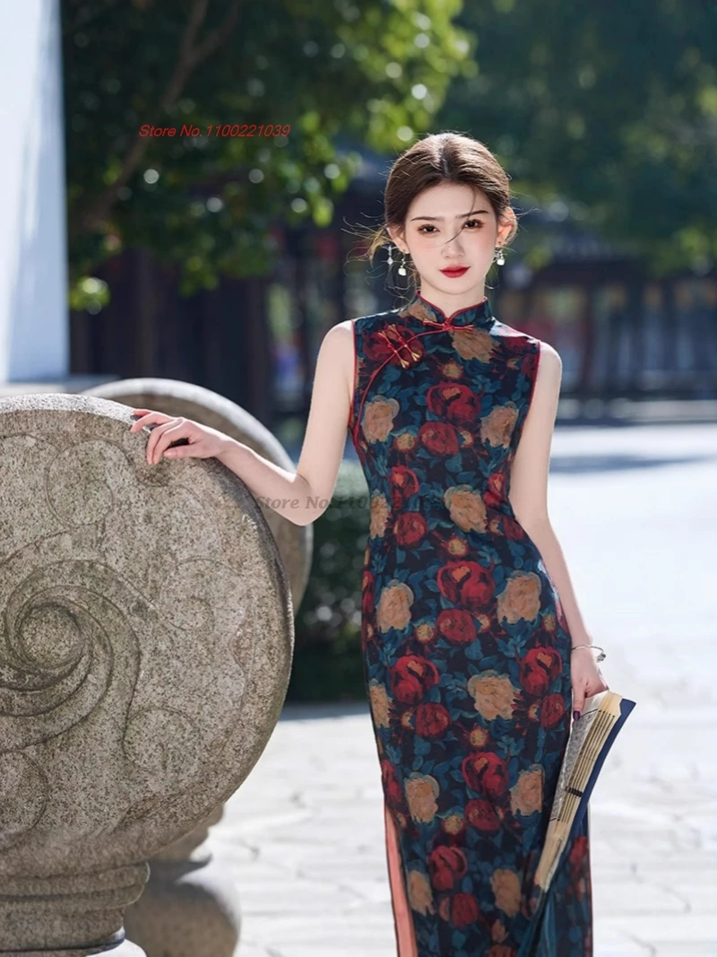 2025 chinese vintage qipao traditional cheongsam national flower print sleeveless qipao dress oriental banquet evening dress
2025 chinese vintage qipao traditional cheongsam national flower print sleeveless qipao dress oriental banquet evening dress