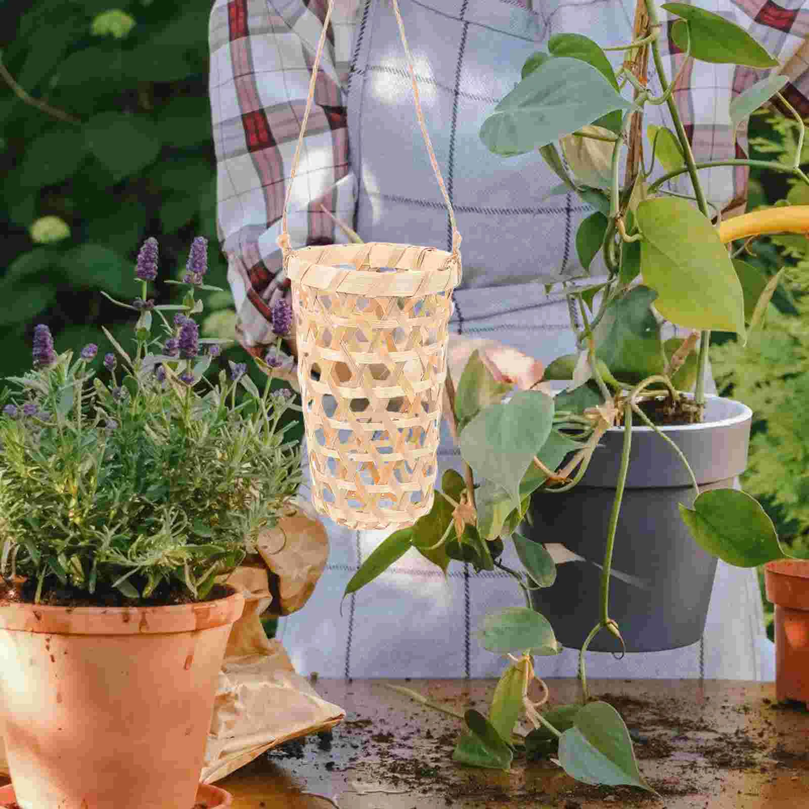2pcs Bamboo Orchid Hanging Baskets Woven Pot Wall Decor Artificial Plant and Flower Holder Rustic Style Home Decoration
2pcs Bamboo Orchid Hanging Baskets Woven Pot Wall Decor Artificial Plant and Flower Holder Rustic Style Home Decoration