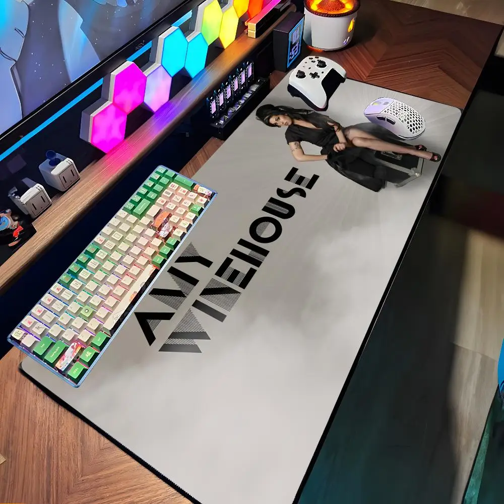 Amy Winehouse Mouse Pad Large Rubber Tablepad PC Game Mousepad Laptop Desk Pad XXL Non-slip Computer Keyboard Mouse Mat
Amy Winehouse Mouse Pad Large Rubber Tablepad PC Game Mousepad Laptop Desk Pad XXL Non-slip Computer Keyboard Mouse Mat