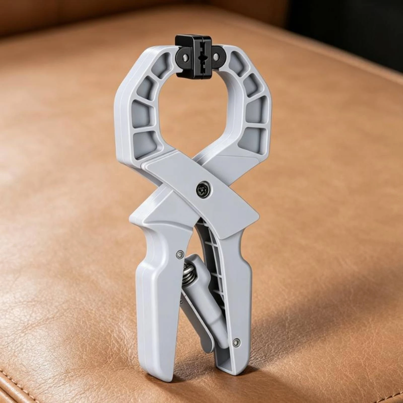 Nylon Woodworking Clamp Thickened Body Woodworking Clamp Workshop Tool Single-Hand-Hand Operation Adjustable Pressure
Nylon Woodworking Clamp Thickened Body Woodworking Clamp Workshop Tool Single-Hand-Hand Operation Adjustable Pressure