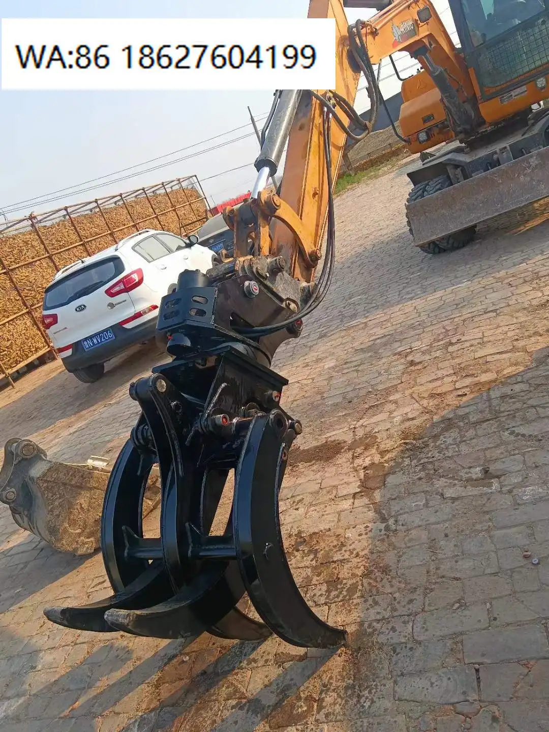 360 Rotation Single Double Cylinder Hydraulic Grab Excavator Wood Stone Handling Attachment Parts
360 Rotation Single Double Cylinder Hydraulic Grab Excavator Wood Stone Handling Attachment Parts