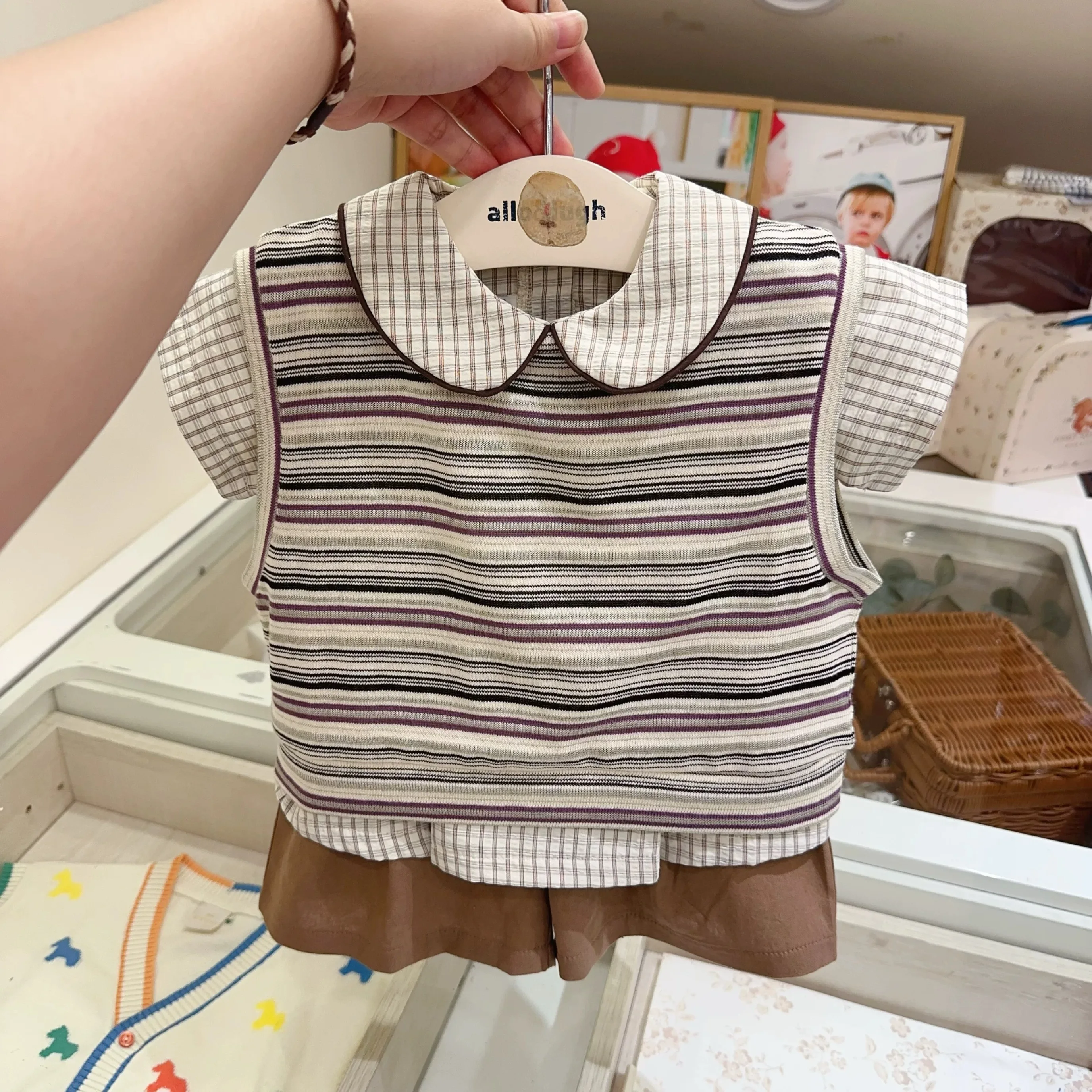 Casual Plaid Shirt Striped Vest Shorts Set for Kids Spring Summer Children's Clothing Boys Girls Baby Outfit Flip Collar Romper
Casual Plaid Shirt Striped Vest Shorts Set for Kids Spring Summer Children's Clothing Boys Girls Baby Outfit Flip Collar Romper