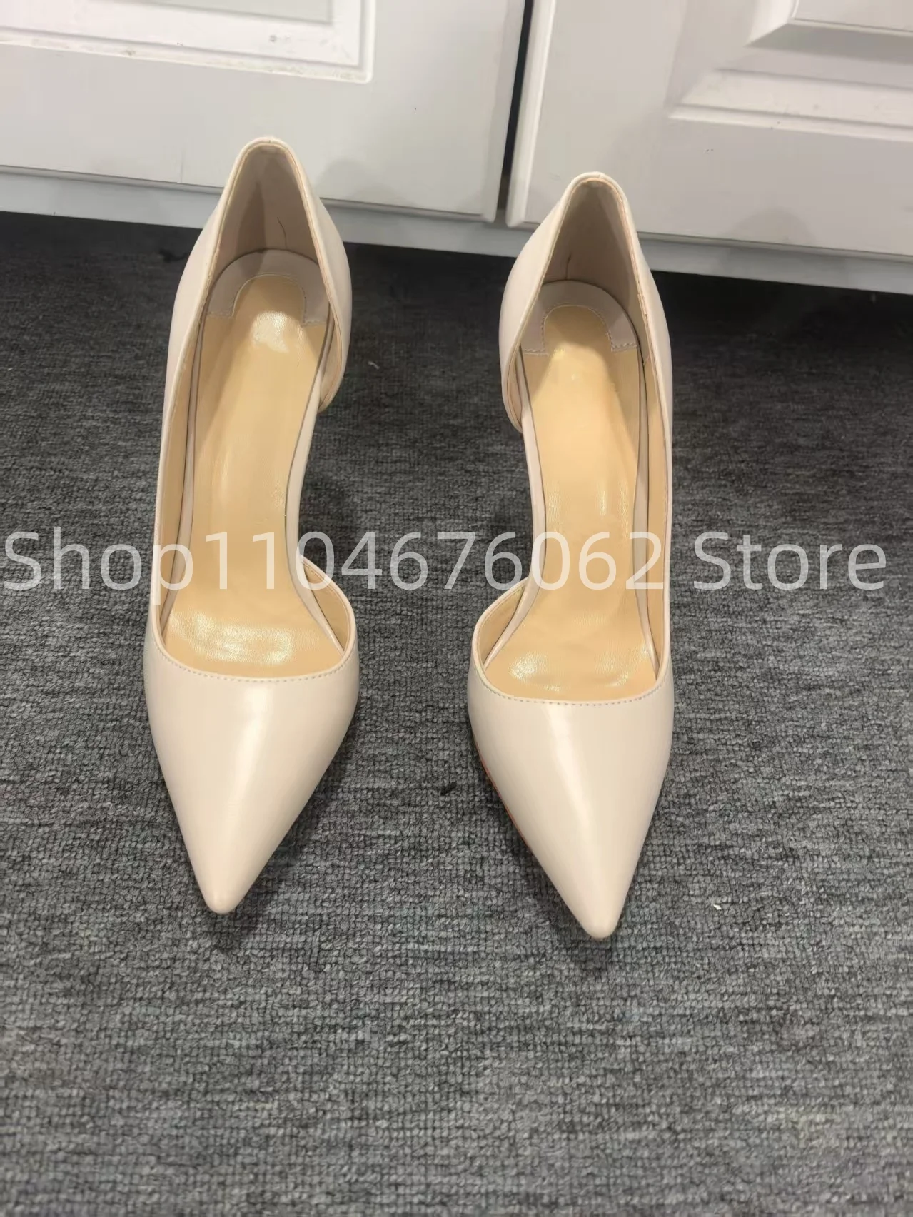 2025 New Women's Nude High Heels Pointed Toe Stiletto Nude Elegant Sexy Daily Office Dress Wedding Ladies Shallow Single Shoes
2025 New Women's Nude High Heels Pointed Toe Stiletto Nude Elegant Sexy Daily Office Dress Wedding Ladies Shallow Single Shoes