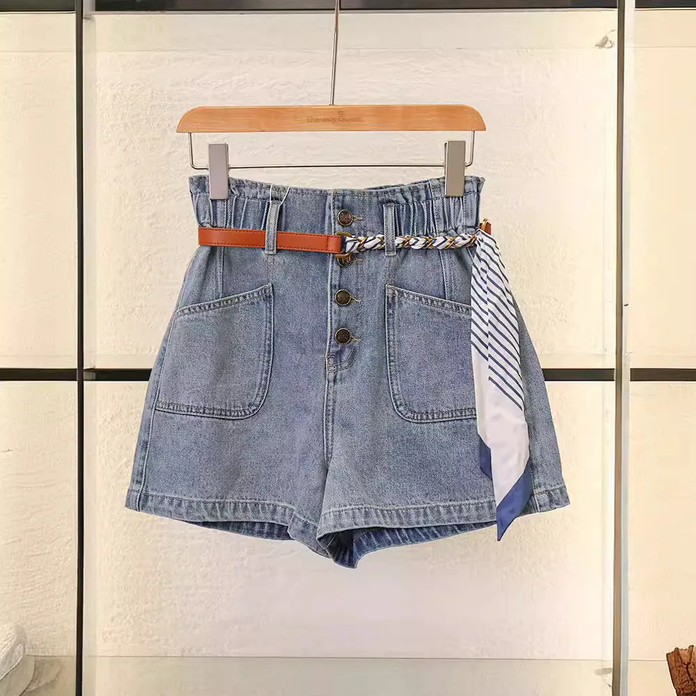 Джинсовые шорты MaSande Summer 2024 с высокой талией, прямым кроем, простые повседневные, с драпировкой, женские, для повседневной носки
Джинсовые шорты MaSande Summer 2024 с высокой талией, прямым кроем, простые повседневные, с драпировкой, женские, для повседневной носки
