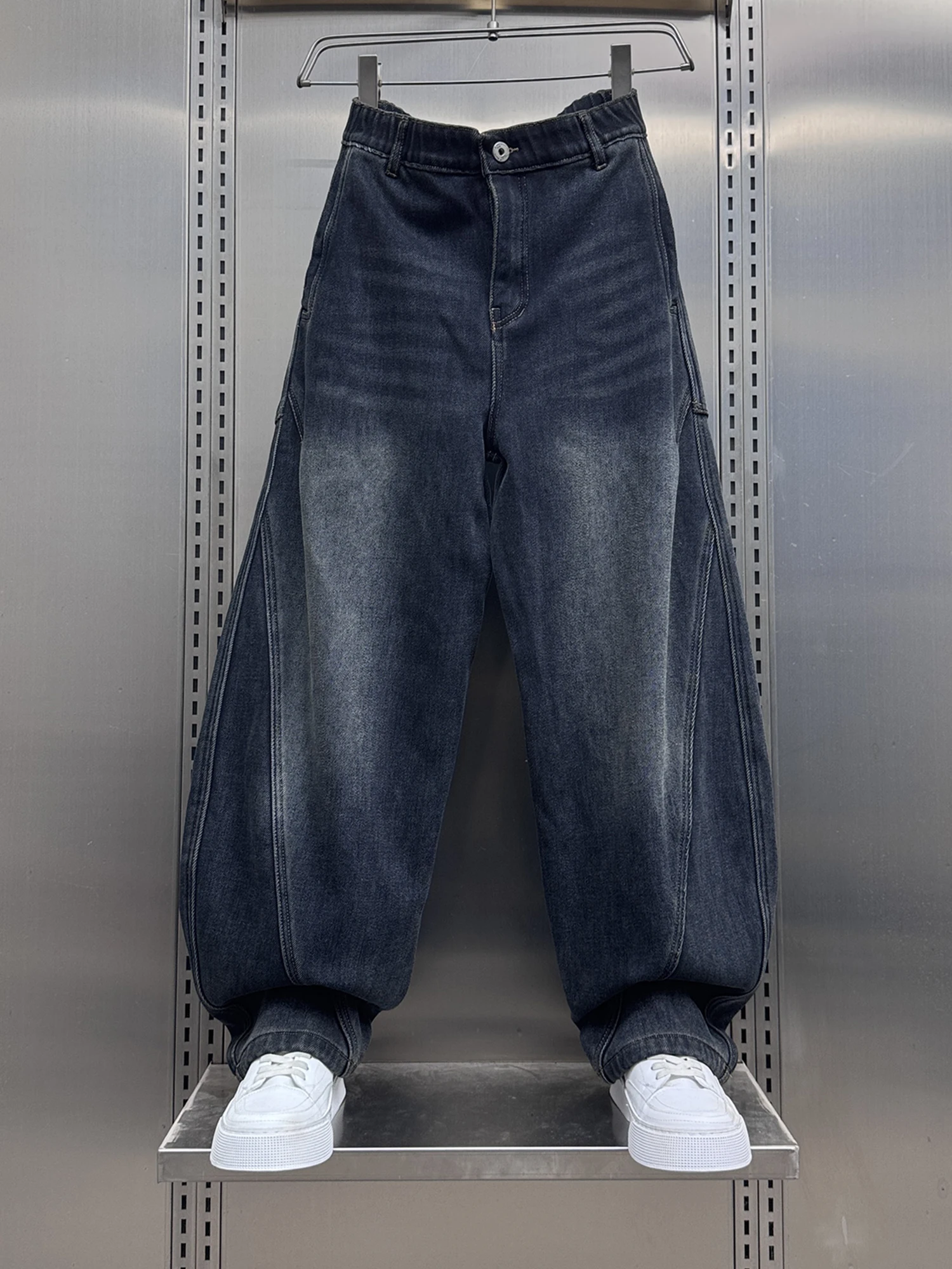 Мужские джинсы в стиле ретро, американские, с флисовой подкладкой, прямого кроя, повседневные, свободные, широкие штанины, из денима, зимние, теплые
Мужские джинсы в стиле ретро, американские, с флисовой подкладкой, прямого кроя, повседневные, свободные, широкие штанины, из денима, зимние, теплые