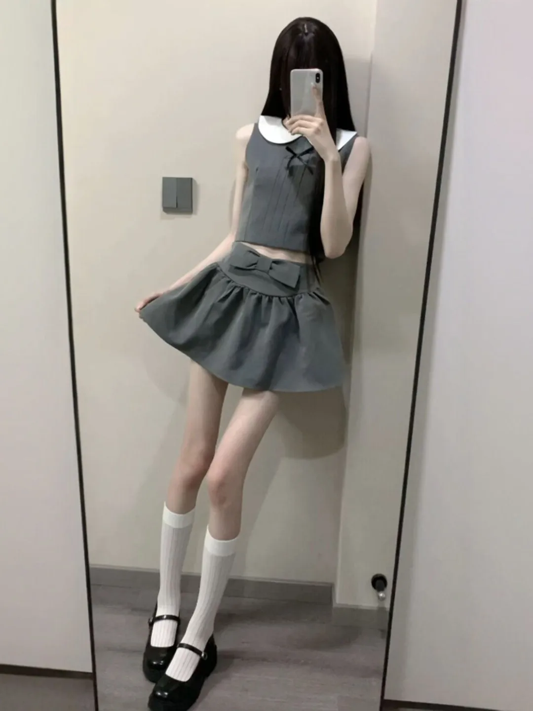 Korean Style Vest Top And Skirt Two-Piece Set Comfortable Breathable Summer Outfit Women's Fashion Ensemble High Waist S...
Korean Style Vest Top And Skirt Two-Piece Set Comfortable Breathable Summer Outfit Women's Fashion Ensemble High Waist S...
