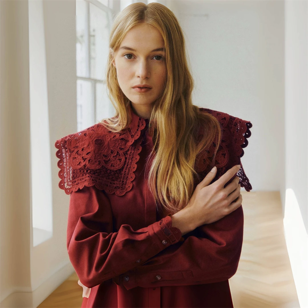 Bordeaux Red Embroidered Lace Trim Shirt Paris Seza Spring 2026 Loose Fit Cotton Long Sleeve Women's French Style Casual Shirt
Bordeaux Red Embroidered Lace Trim Shirt Paris Seza Spring 2026 Loose Fit Cotton Long Sleeve Women's French Style Casual Shirt