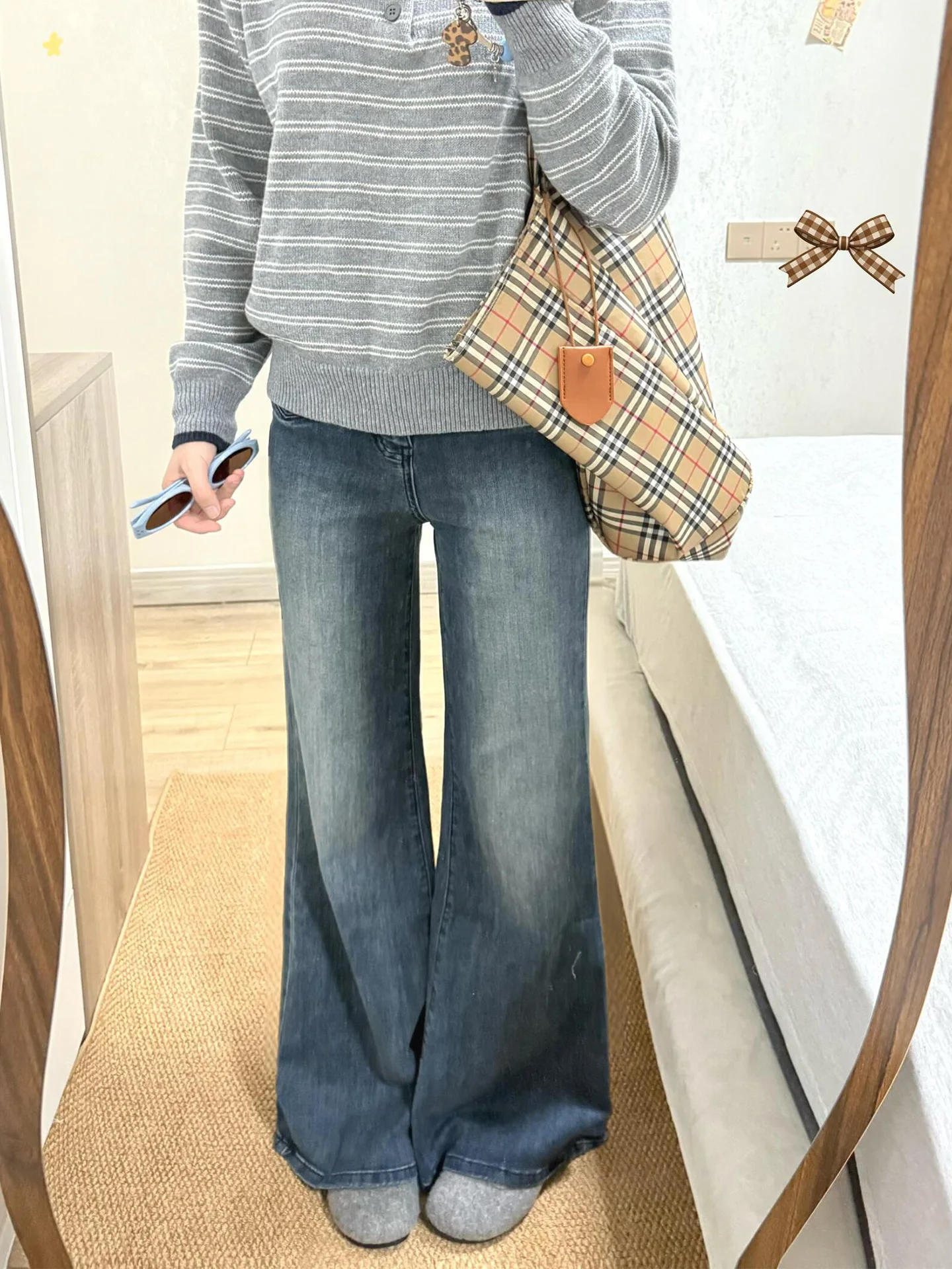 American Style High Waist Wide Leg Jeans Women's Blue Washed Summer New Slimming Trousers for Pear Shaped Body Casual Wear
American Style High Waist Wide Leg Jeans Women's Blue Washed Summer New Slimming Trousers for Pear Shaped Body Casual Wear