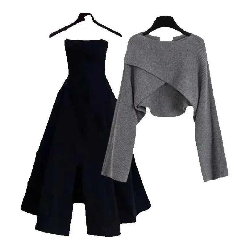 2025 New Women's Tweed Style Cropped Knitted Sweater 2-piece Set Slimming Sling Dress Matching Suit
2025 New Women's Tweed Style Cropped Knitted Sweater 2-piece Set Slimming Sling Dress Matching Suit