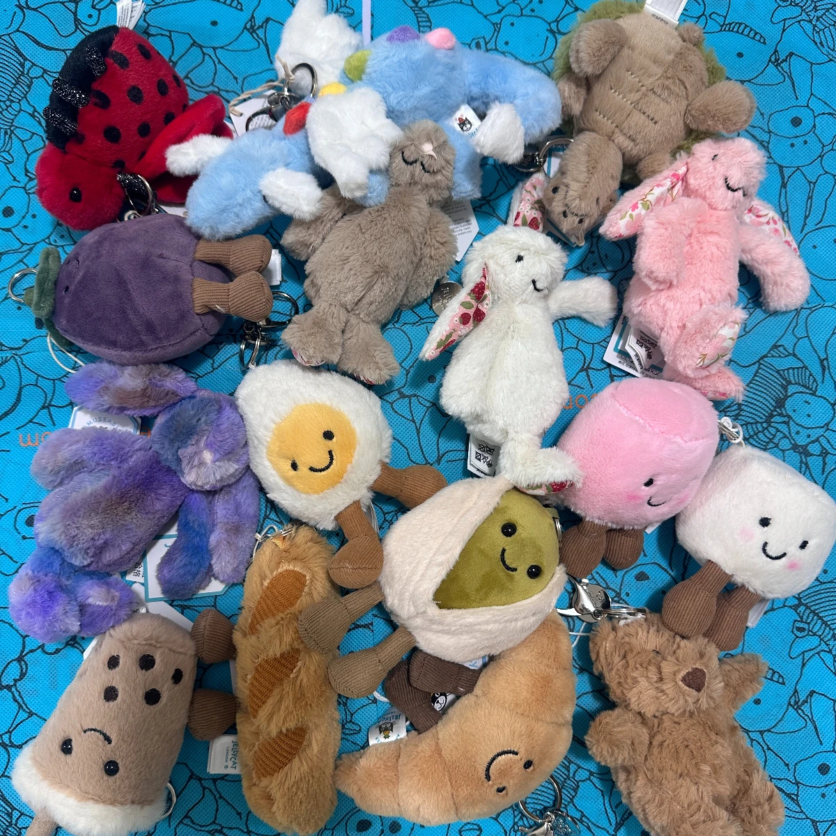 2026 JC brand plush toy keychains and ornaments, suitable as gifts for Children's Day, girls' birthdays, holidays, and more
2026 JC brand plush toy keychains and ornaments, suitable as gifts for Children's Day, girls' birthdays, holidays, and more