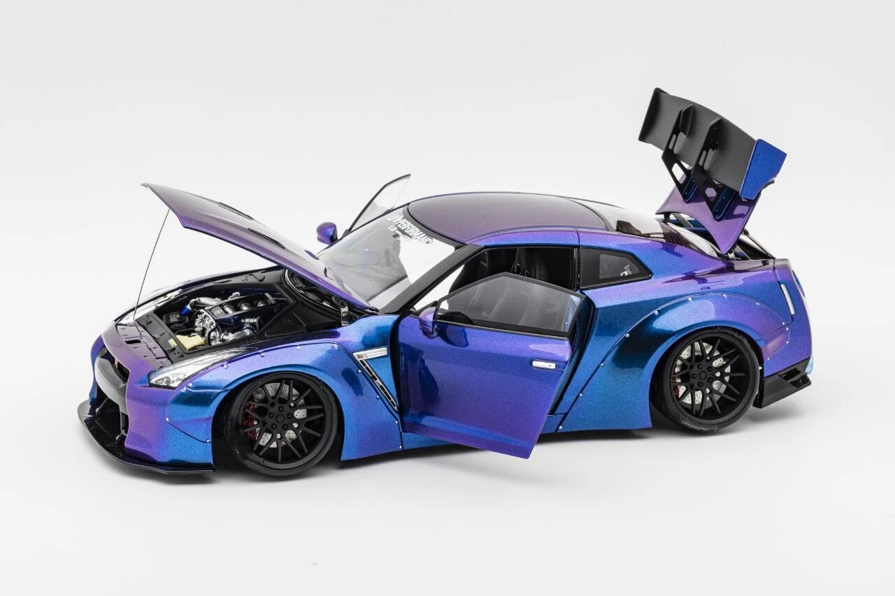 PGM 1:18 LBWK GTR 35 Chameleon Diecast Model Car Limited edition Collectible Hobbies Toy Gifts Gifts
PGM 1:18 LBWK GTR 35 Chameleon Diecast Model Car Limited edition Collectible Hobbies Toy Gifts Gifts