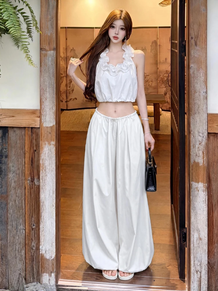 Casual Style Lace Trim Short Tank Top And Wide Leg Pants Ensemble Pure Desire Vacation Fashion Trendy Two Piece Set for Women
Casual Style Lace Trim Short Tank Top And Wide Leg Pants Ensemble Pure Desire Vacation Fashion Trendy Two Piece Set for Women