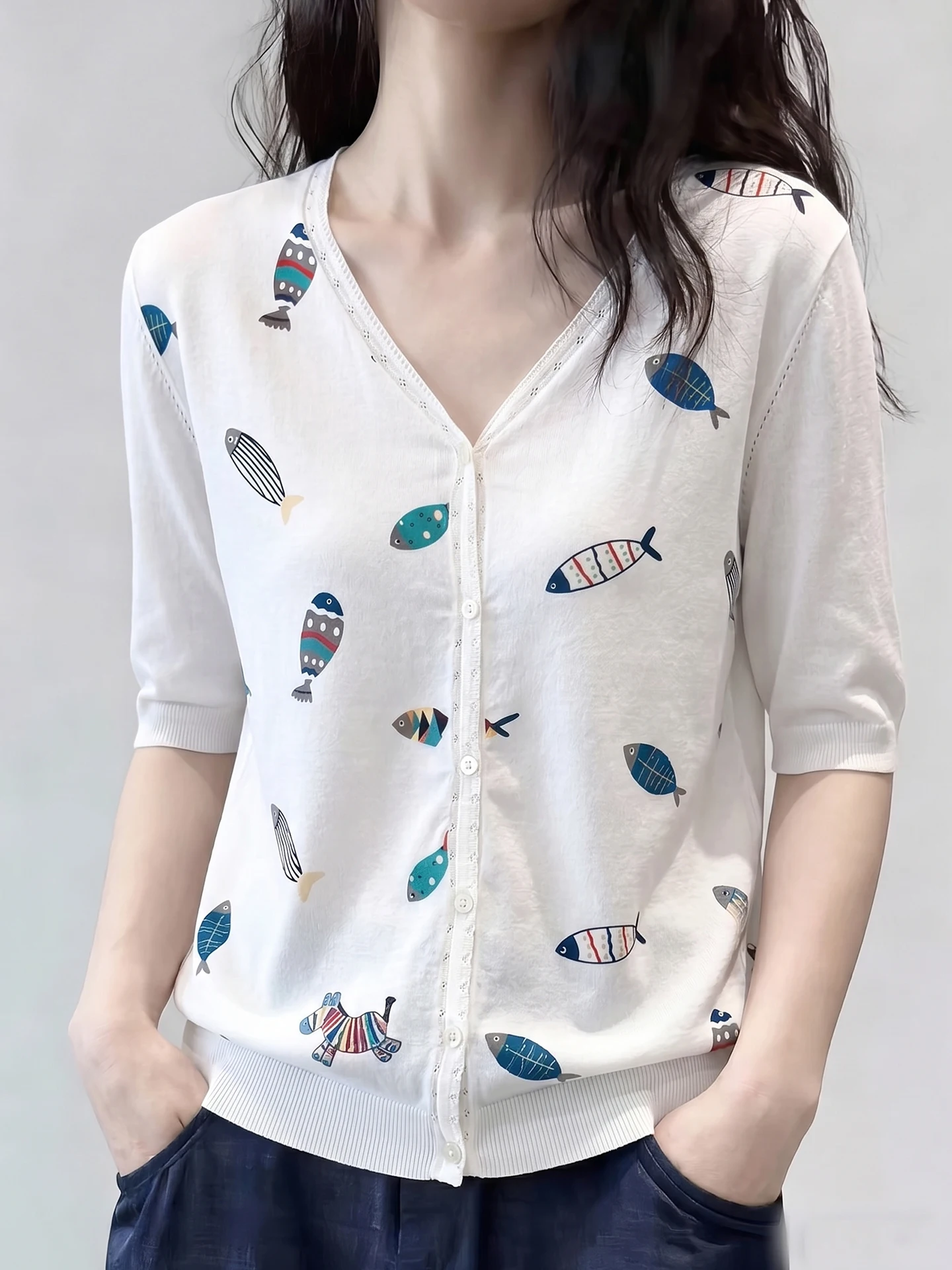 Cute Print Single-Button Open Cardigan V-Neck Loose Short-Sleeve Versatile Base Shirt Korean Style Summer Fashionable Top
Cute Print Single-Button Open Cardigan V-Neck Loose Short-Sleeve Versatile Base Shirt Korean Style Summer Fashionable Top