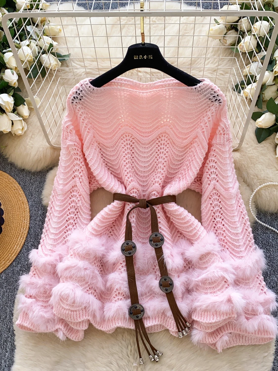 Trendy Loose Knitted Long Sve Women's Sweater Belted Waist Hollow out Patchwork Design Comfortable Fit Warm Autumn Top
Trendy Loose Knitted Long Sve Women's Sweater Belted Waist Hollow out Patchwork Design Comfortable Fit Warm Autumn Top