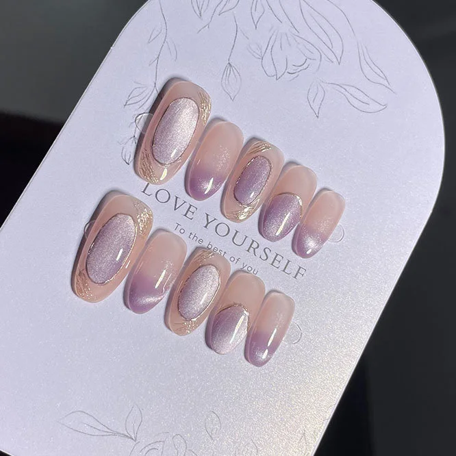 10Pcs Handmade Press On Nails Detachable And Reusable Magic Mirror Purple Glitter French Cat Eye Oval False Nails Wearable
10Pcs Handmade Press On Nails Detachable And Reusable Magic Mirror Purple Glitter French Cat Eye Oval False Nails Wearable