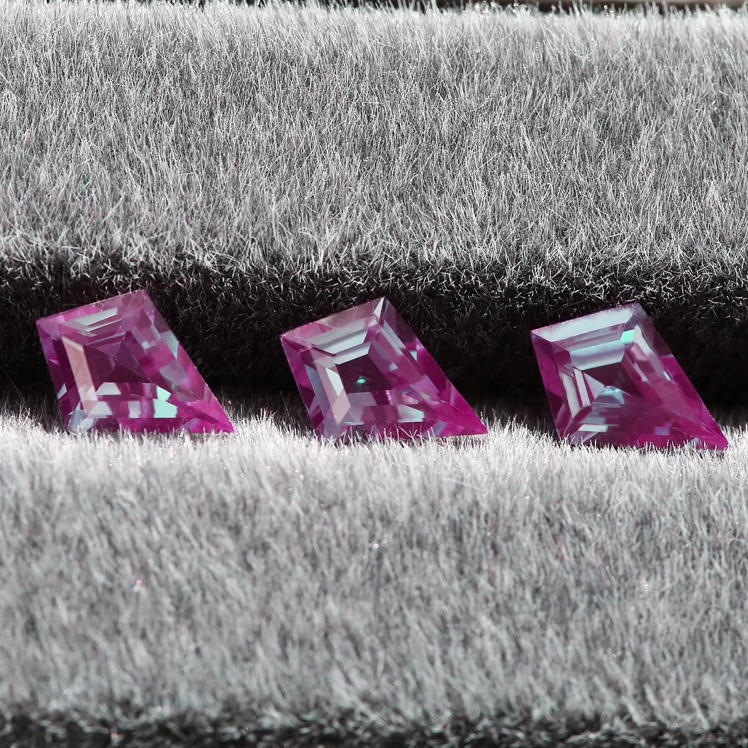 Lab-Created Alexandrite Elongated Kite 7x10mm Color Purple Change Russian Rough Lab-Grown Loose Gemstones Jewelry Ring & Pendant
Lab-Created Alexandrite Elongated Kite 7x10mm Color Purple Change Russian Rough Lab-Grown Loose Gemstones Jewelry Ring & Pendant