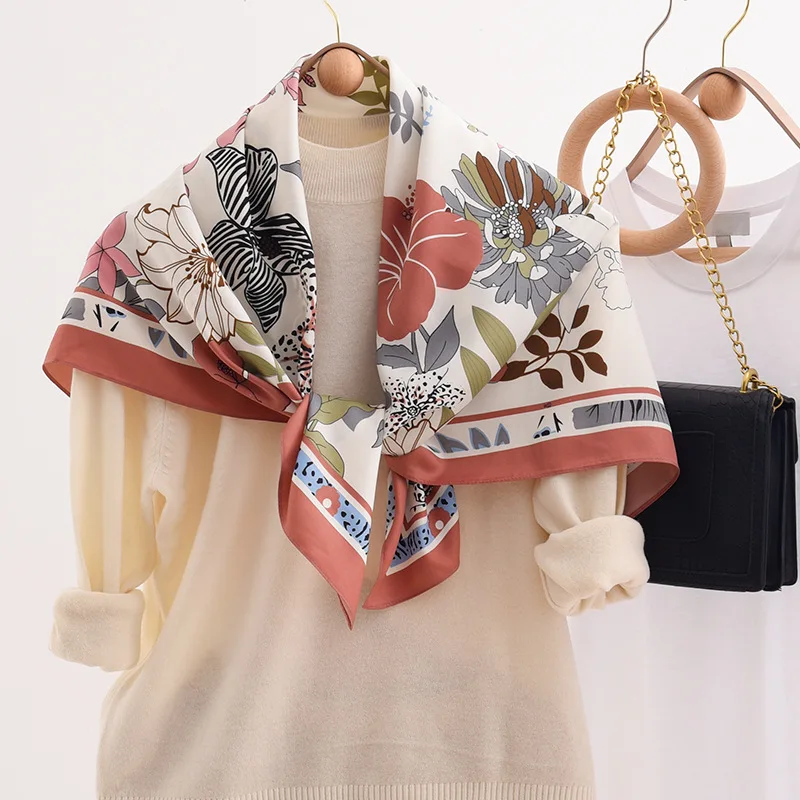 Spring and summer new silk scarf plant pattern 90cm silk scarf square scarf French retro silk scarf, large square scarf women
Spring and summer new silk scarf plant pattern 90cm silk scarf square scarf French retro silk scarf, large square scarf women