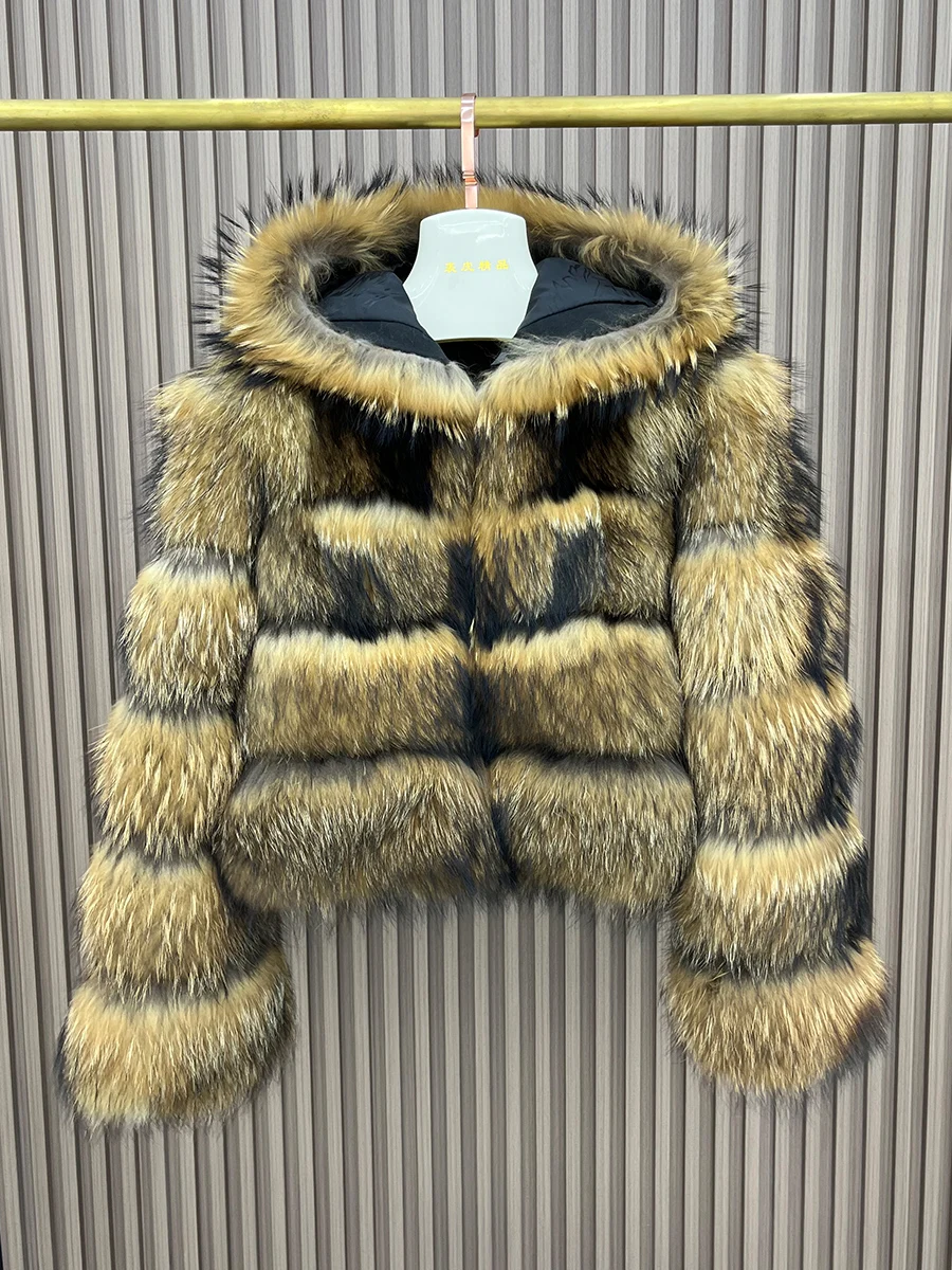 Winter Women Fur Coat Natural Real Raccoon Furry Jackets Coat Warm Thick Hooded Luxury Clothing Detachable Sleeve Hooded
Winter Women Fur Coat Natural Real Raccoon Furry Jackets Coat Warm Thick Hooded Luxury Clothing Detachable Sleeve Hooded