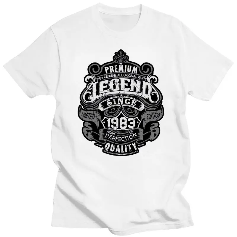 Camiseta de verano para hombre, ropa deportiva informal Premium Legend, de 35 años, para cumpleaños, 1983 г.
Camiseta de verano para hombre, ropa deportiva informal Premium Legend, de 35 años, para cumpleaños, 1983 г.