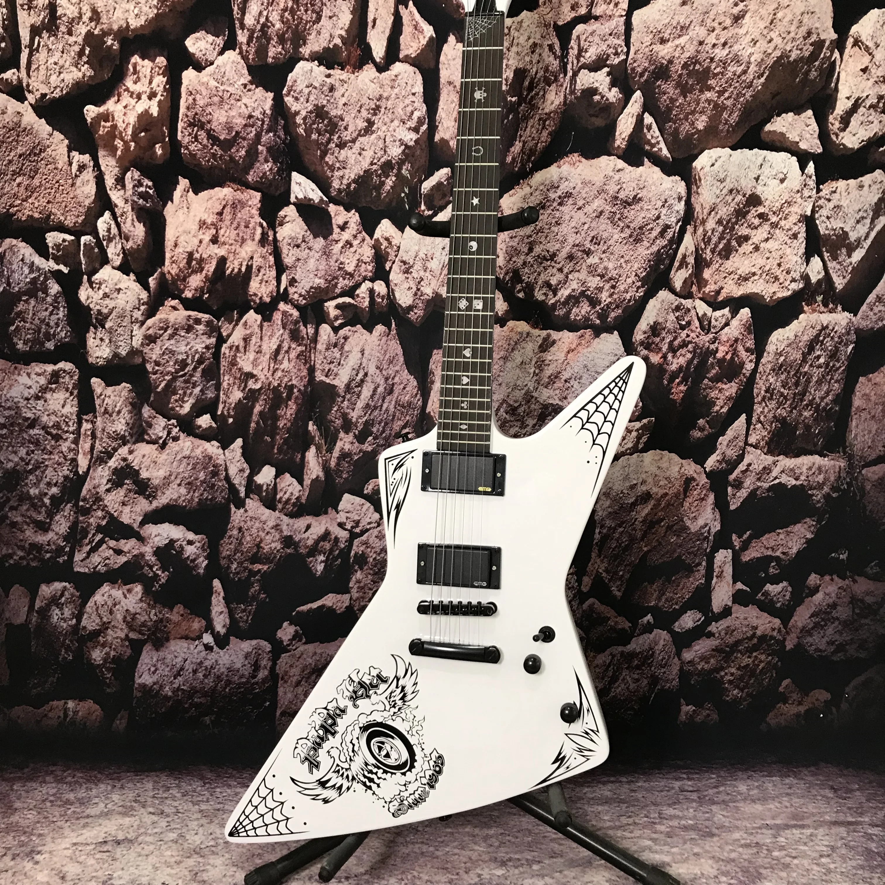Stunning factory custom electric guitar white color spider web inlays Rosewood fingerboard Fast delivery
Stunning factory custom electric guitar white color spider web inlays Rosewood fingerboard Fast delivery