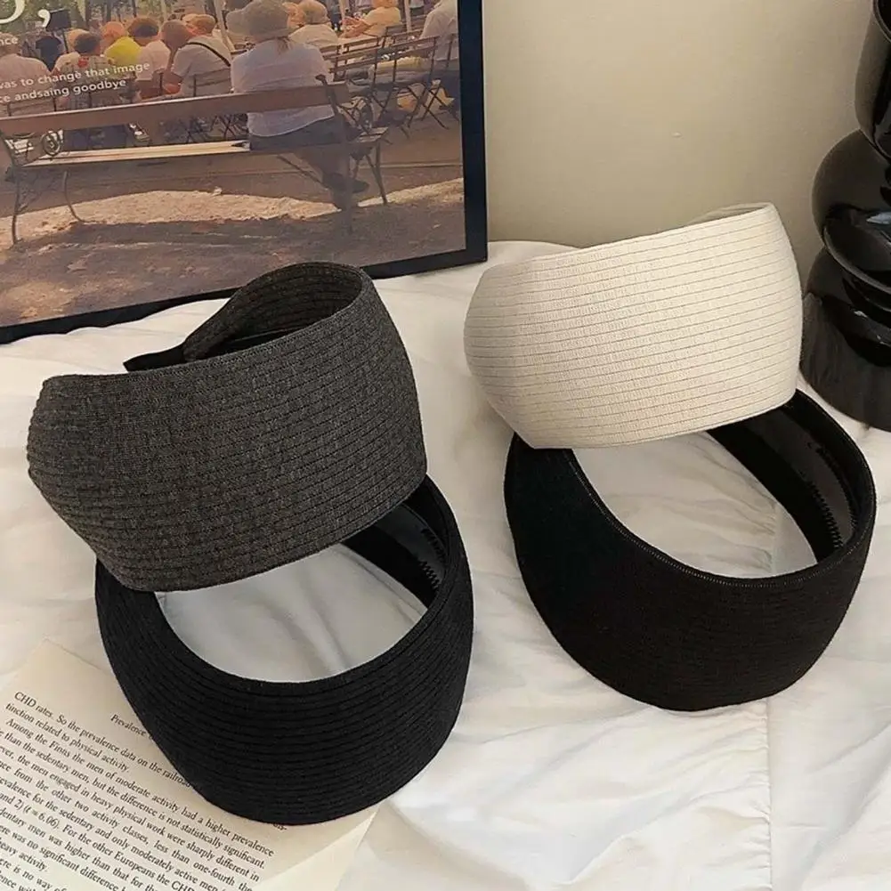 Comfortable Headband for Occasions Stylish Retro Headband for Women Elastic Wide Hair Hoop with Adjustable Fit Lightweight
Comfortable Headband for Occasions Stylish Retro Headband for Women Elastic Wide Hair Hoop with Adjustable Fit Lightweight