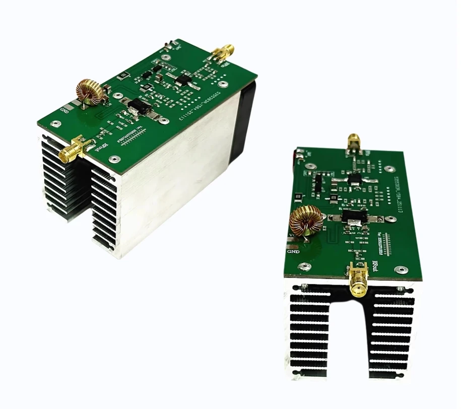 40W 750-900MHz 40W RF Power Amplifier AMP DMR + Deatsink
40W 750-900MHz 40W RF Power Amplifier AMP DMR + Deatsink