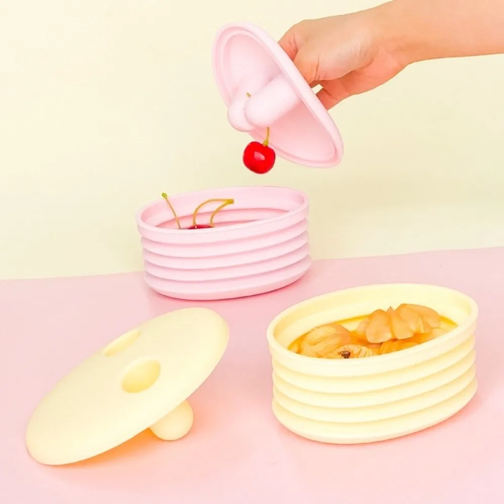 New Silicone No-Mess Snack Box Foldable With Lid Fruit Storage Box Dirt-resistant Food Box for Mess-Free Eating
New Silicone No-Mess Snack Box Foldable With Lid Fruit Storage Box Dirt-resistant Food Box for Mess-Free Eating