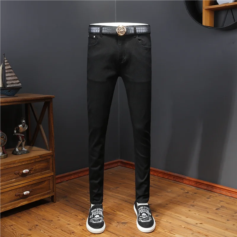 Bla Slim Fit Embroidered Casual Jeans Men's Winter New Sle Cotton Elastic Fabric Antibacterial Modern Sle Youth ular
Bla Slim Fit Embroidered Casual Jeans Men's Winter New Sle Cotton Elastic Fabric Antibacterial Modern Sle Youth ular