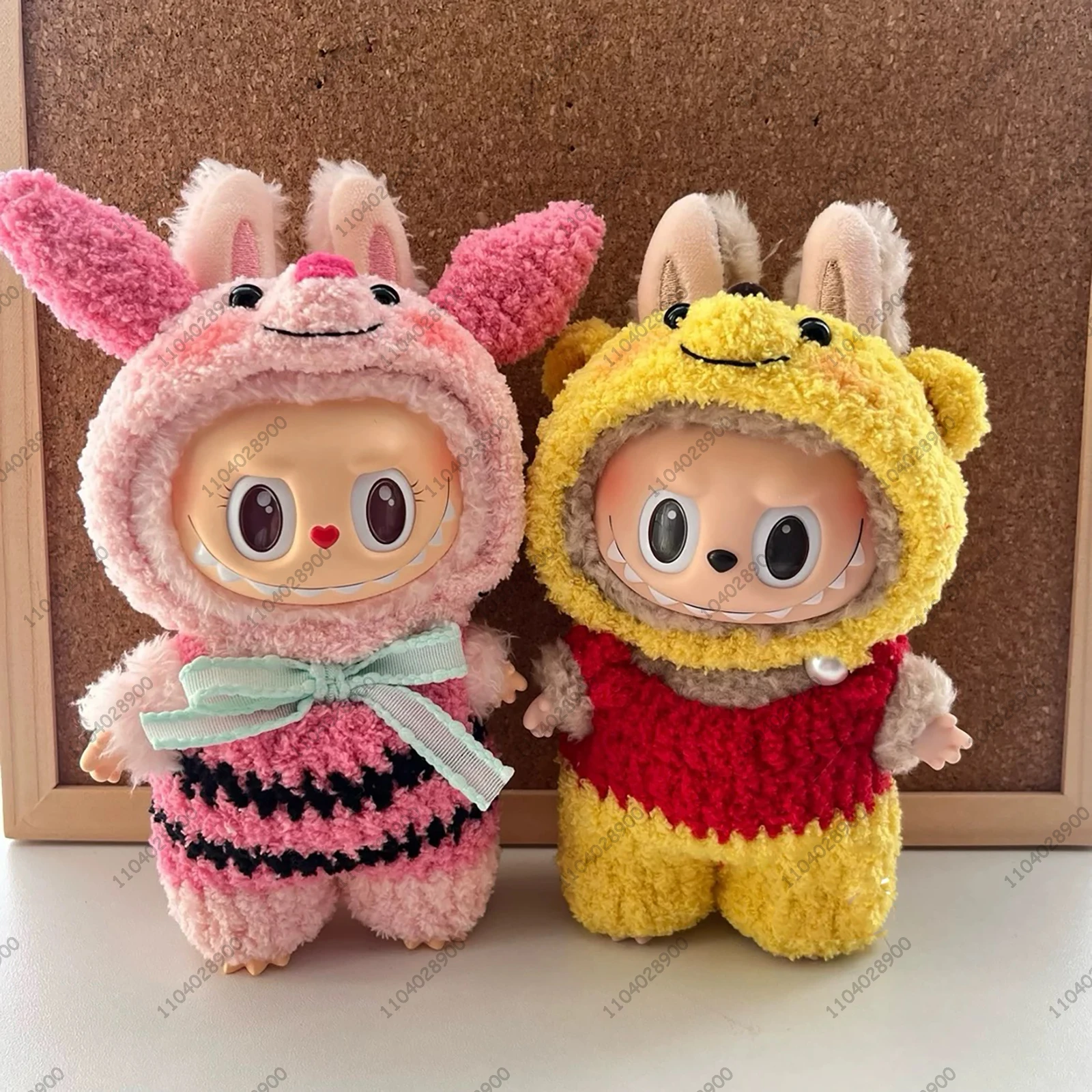 Для Labubu The Monsters Костюм Винни-Пуха Медведь Пух Пятачок Кукла Одежда Реплика Кукла Виниловая Кукла Фигурка Сумка Очарование
Для Labubu The Monsters Костюм Винни-Пуха Медведь Пух Пятачок Кукла Одежда Реплика Кукла Виниловая Кукла Фигурка Сумка Очарование