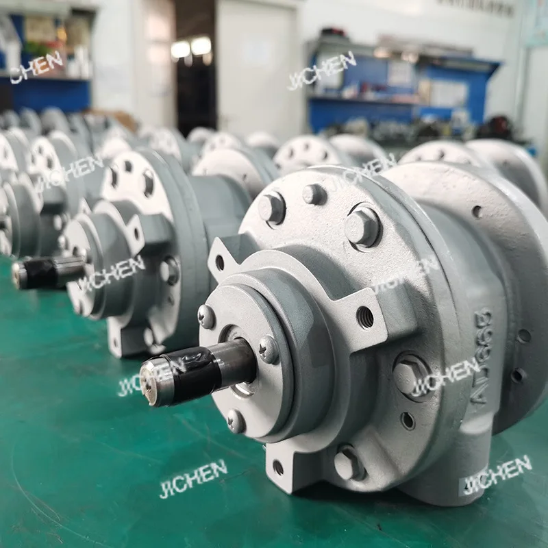 Производитель лопастного пневматического двигателя DAV6 мощностью 3 кВт с редуктором от 3000 до 25 об/мин.
Производитель лопастного пневматического двигателя DAV6 мощностью 3 кВт с редуктором от 3000 до 25 об/мин.