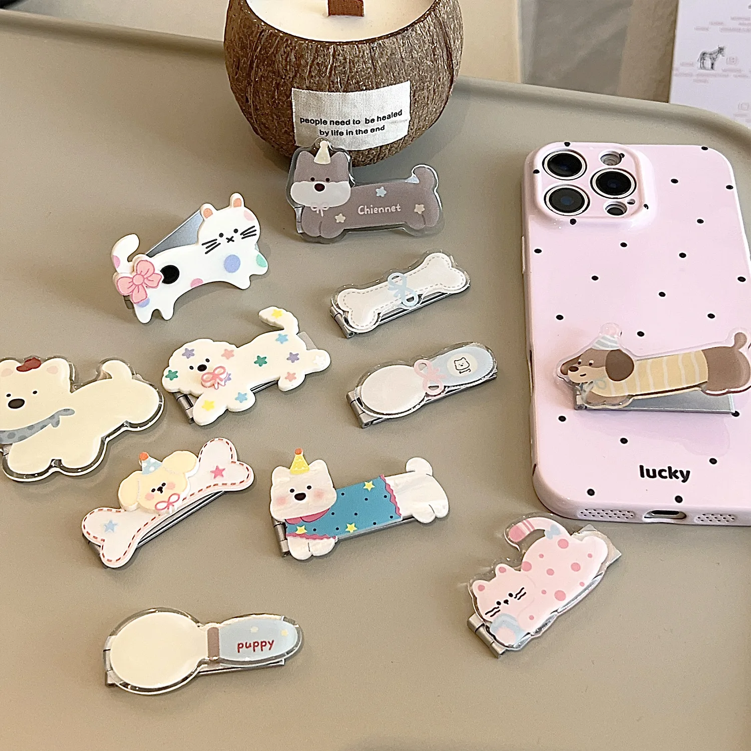 Cute Cartoon Puppy Kitten Metal Support Frame Phone Case Desktop Lazy Stand Holder Foldable Portable Bracket For iPhone Samsung
Cute Cartoon Puppy Kitten Metal Support Frame Phone Case Desktop Lazy Stand Holder Foldable Portable Bracket For iPhone Samsung