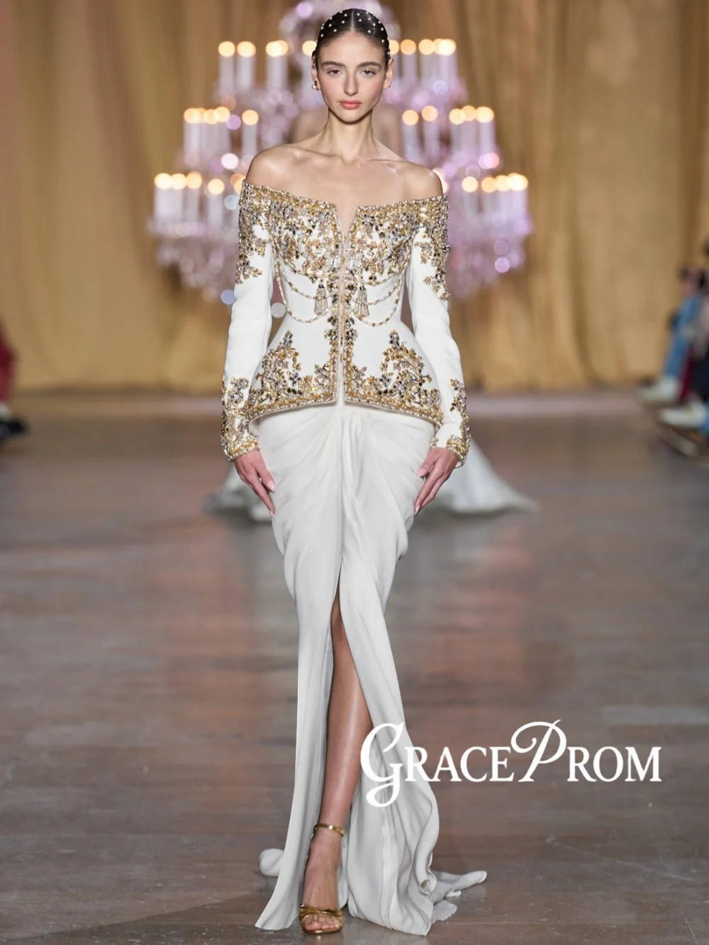 Dubai Luxury Beaded Corset Evening Dress With Slit Off Shoulder Wedding Party Gown Customized Elegant Long Banquet Gowns
Dubai Luxury Beaded Corset Evening Dress With Slit Off Shoulder Wedding Party Gown Customized Elegant Long Banquet Gowns