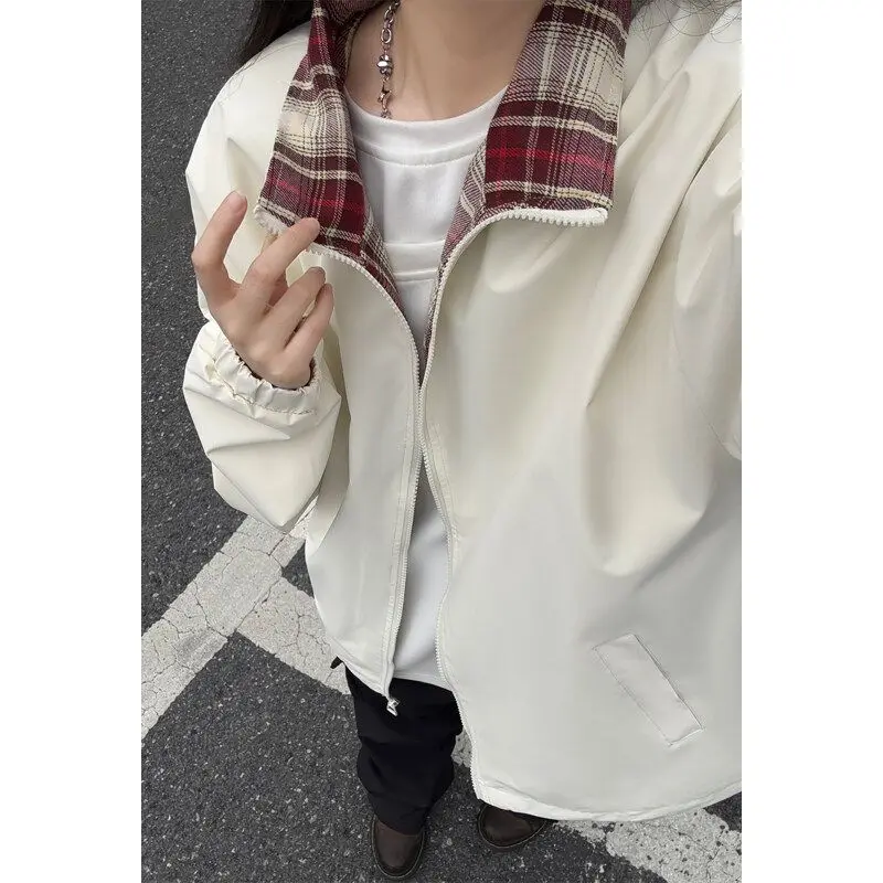 Американская клетчатая декоративная толстовка-куртка на молнии с капюшоном, на флисовой подкладке, осенне-зимняя, в стиле ретро, молодежная, модная, свободного кроя
Американская клетчатая декоративная толстовка-куртка на молнии с капюшоном, на флисовой подкладке, осенне-зимняя, в стиле ретро, молодежная, модная, свободного кроя