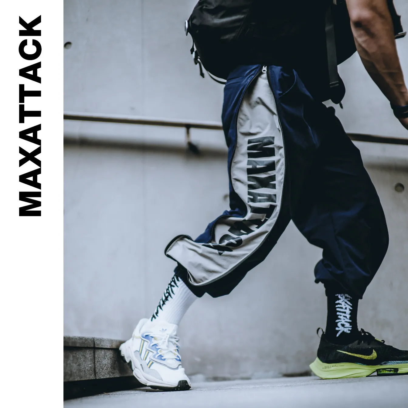 Autumn Winter Men's Jogging Sweatpants Running Male Zipper Sport Fitness Sportswear Breathable Pants Homme Casual Trousers Pants
Autumn Winter Men's Jogging Sweatpants Running Male Zipper Sport Fitness Sportswear Breathable Pants Homme Casual Trousers Pants