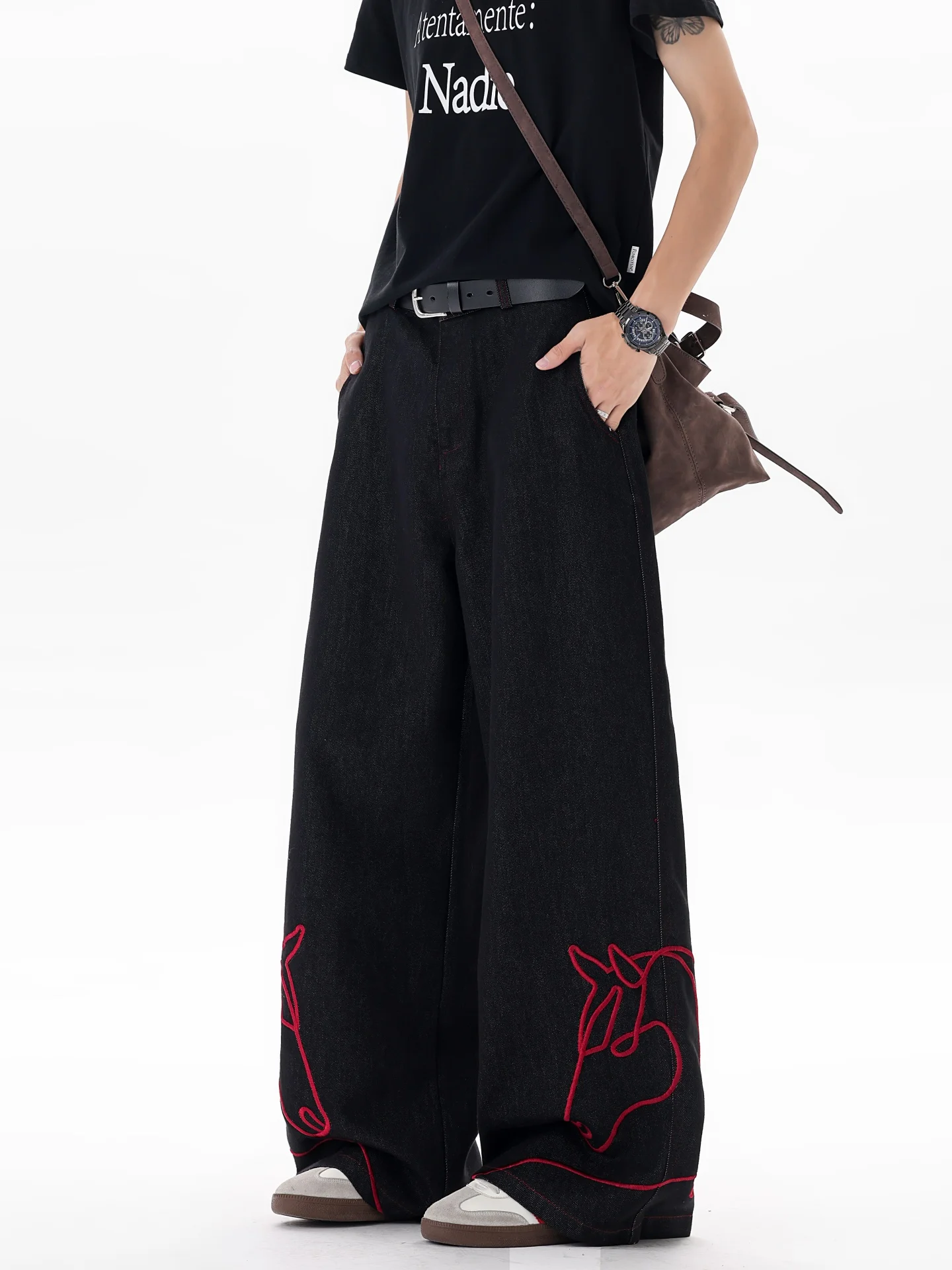 Street Style American Embroidered Wide Leg Men's Jeans Loose Fit Bootcut Trousers Retro High Street Floor-Length Pants
Street Style American Embroidered Wide Leg Men's Jeans Loose Fit Bootcut Trousers Retro High Street Floor-Length Pants