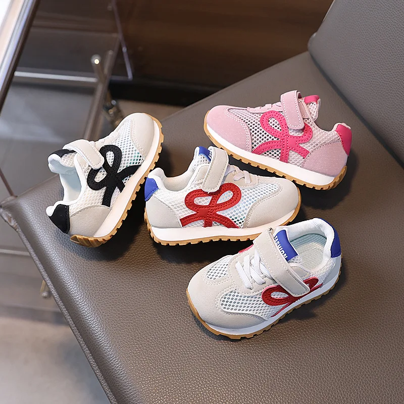 Children's Mesh Sneakers Hollow Breathable Casual Shoes Boys and Girls Soft Bottom Non-slip Fashionable Hundred Gump Shoes
Children's Mesh Sneakers Hollow Breathable Casual Shoes Boys and Girls Soft Bottom Non-slip Fashionable Hundred Gump Shoes