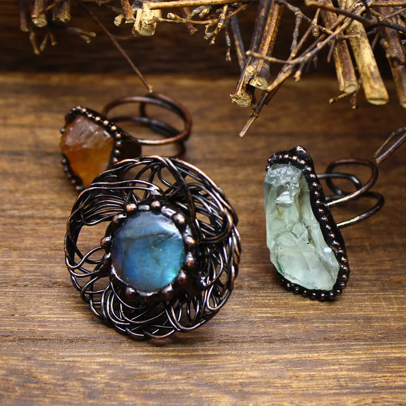 Polly Vintage Bird Nest Design Natural Labradorite Stone Ring, Handcrafted Adjustable Wide Band Ring with Bronze Finish
Polly Vintage Bird Nest Design Natural Labradorite Stone Ring, Handcrafted Adjustable Wide Band Ring with Bronze Finish