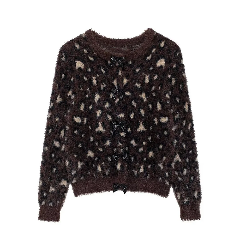 Women's Fashion 2025 Fall Winter Bow Faux Fur Effect Jacquard Knit Jacket Chic Animal Print Crew Neck Long Sleeve Sweater
Women's Fashion 2025 Fall Winter Bow Faux Fur Effect Jacquard Knit Jacket Chic Animal Print Crew Neck Long Sleeve Sweater