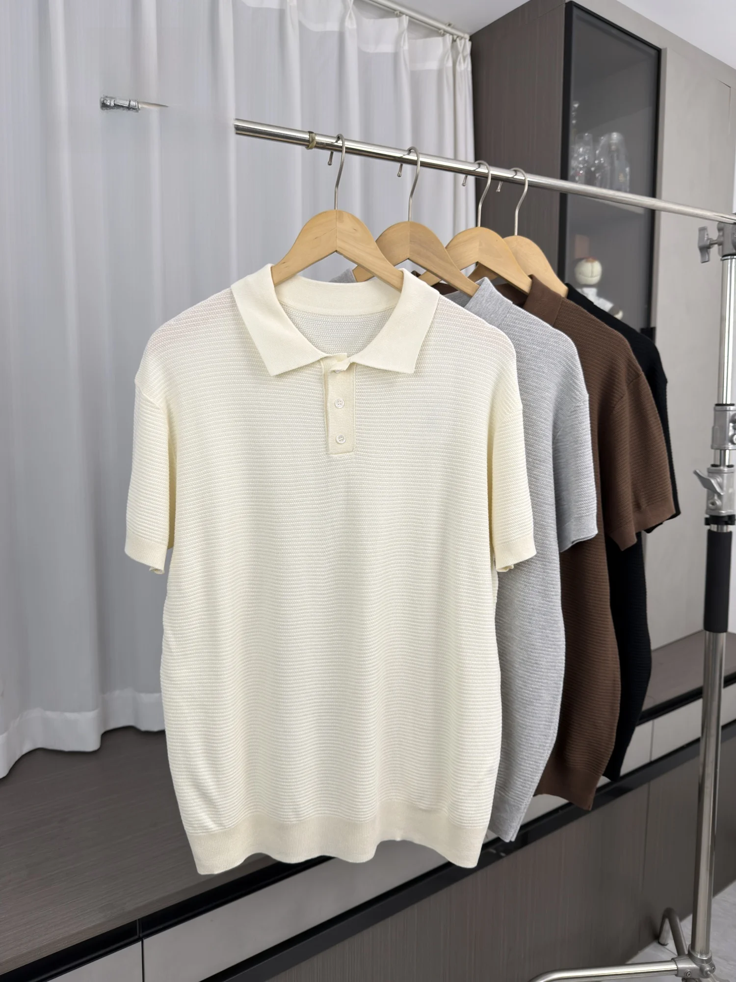 Comfortable Breathable Men's Casual Shirt Short Sleeve Turn-down Collar Summer Fashion Urban Style Light Maturity Style ...
Comfortable Breathable Men's Casual Shirt Short Sleeve Turn-down Collar Summer Fashion Urban Style Light Maturity Style ...