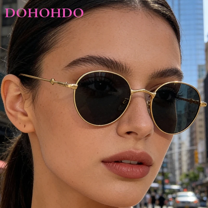Trendy Classic Small Round Sunglasses Women Luxury Metal Sun Glasses Male Fashion Driving Trave Shades UV400 Gafas De Sol Hombre
Trendy Classic Small Round Sunglasses Women Luxury Metal Sun Glasses Male Fashion Driving Trave Shades UV400 Gafas De Sol Hombre