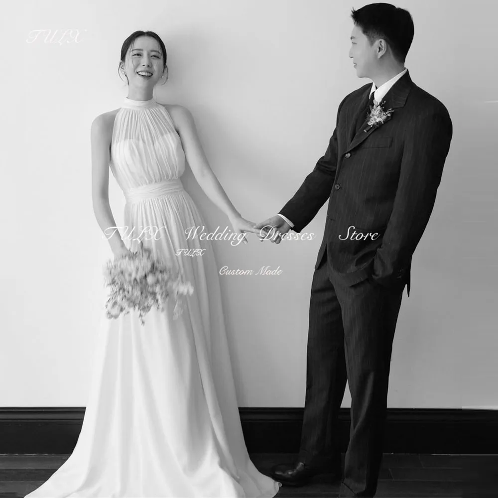 TULX Elegant Chiffon Wedding Photo Shoot Dress High Neck Sleeveless Corset Korea Bridal Gown Floor Length 웨딩드레스 Customized 2025
TULX Elegant Chiffon Wedding Photo Shoot Dress High Neck Sleeveless Corset Korea Bridal Gown Floor Length 웨딩드레스 Customized 2025