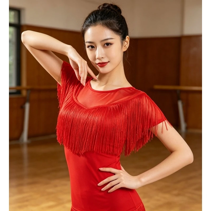 Women Sexy Latin Dance Top Tassel Fringe Patchwork Cold Shoulder Adult Ballroom Salsa Practice Performance Costume Dancewear
Women Sexy Latin Dance Top Tassel Fringe Patchwork Cold Shoulder Adult Ballroom Salsa Practice Performance Costume Dancewear
