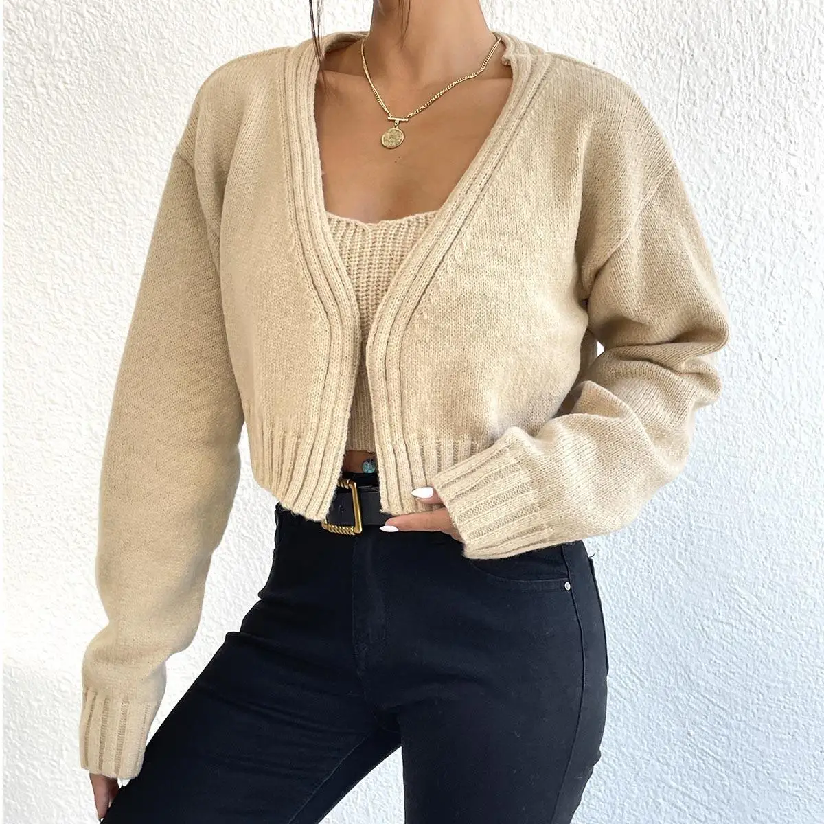 Wild Sle ort Sweater Jaet Thiened Winter Outfit Women's Long Sve Knitted Set with Susp Two-Piece Ensemble
Wild Sle ort Sweater Jaet Thiened Winter Outfit Women's Long Sve Knitted Set with Susp Two-Piece Ensemble