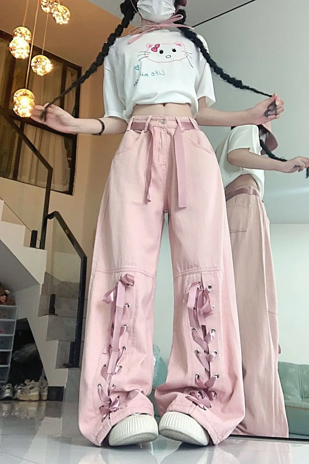 Японские розовые комбинезоны с бантом, повседневные брюки для женщин, милый и стильный летний дизайн, свободные прямые брюки с широкими штанинами
Японские розовые комбинезоны с бантом, повседневные брюки для женщин, милый и стильный летний дизайн, свободные прямые брюки с широкими штанинами