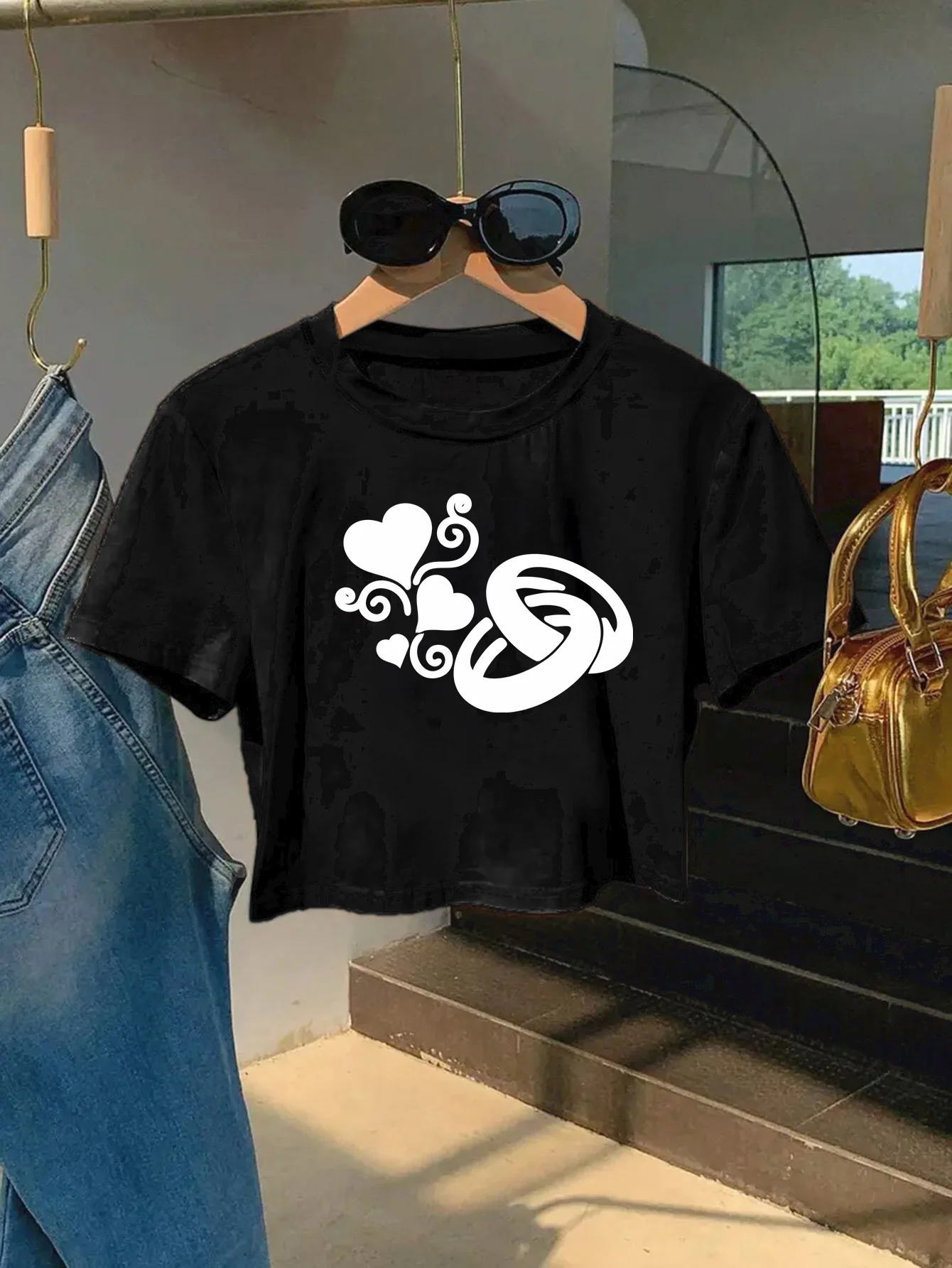 Women'S Casual Short Sleeve T-Shirt with Geometric Letter Print Light Yellow Round Neck Harajuku Short Sleeve Aesthetic Clothes
Women'S Casual Short Sleeve T-Shirt with Geometric Letter Print Light Yellow Round Neck Harajuku Short Sleeve Aesthetic Clothes