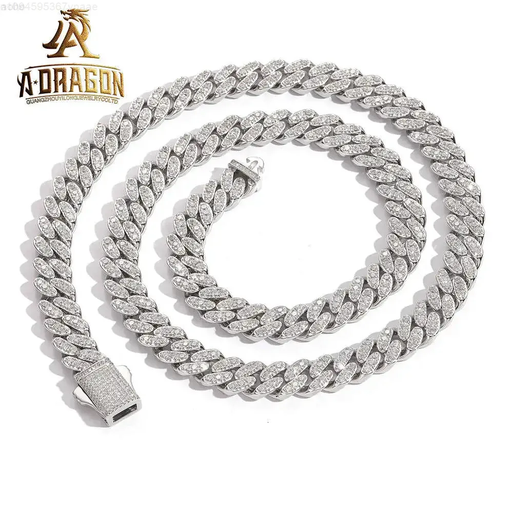 Fast Shipping 16mm Gold Moissanite Miami Chain Necklace Popular Shine Brightly 14k 18k Gold Cuban Link Chain for Men Women
Fast Shipping 16mm Gold Moissanite Miami Chain Necklace Popular Shine Brightly 14k 18k Gold Cuban Link Chain for Men Women